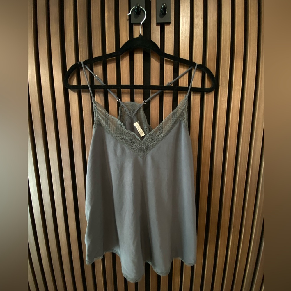 Lovestitch | Eternal Lace Trim Camisole | Size M | Gray